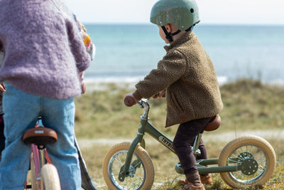 barn på Balancecykel To Hjul, Vintage Green, Trybike