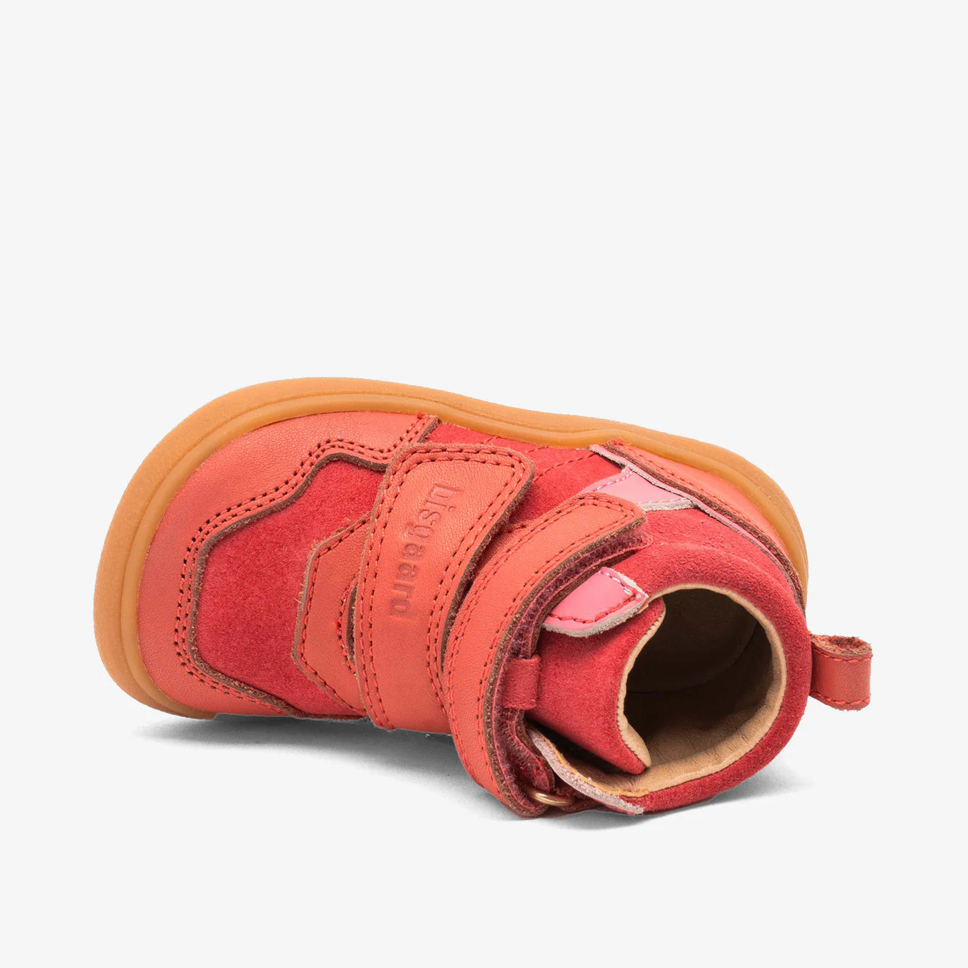 Barefoot Becky Sneakers, Pink fra Bisgaard

'Becky' er en barfodssko skabt med tanke på små, aktive fødder. Den er lavet i blødt kvalitetslæder og har en let og fleksibel konstruktion, der følger fodens naturlige bevægelser