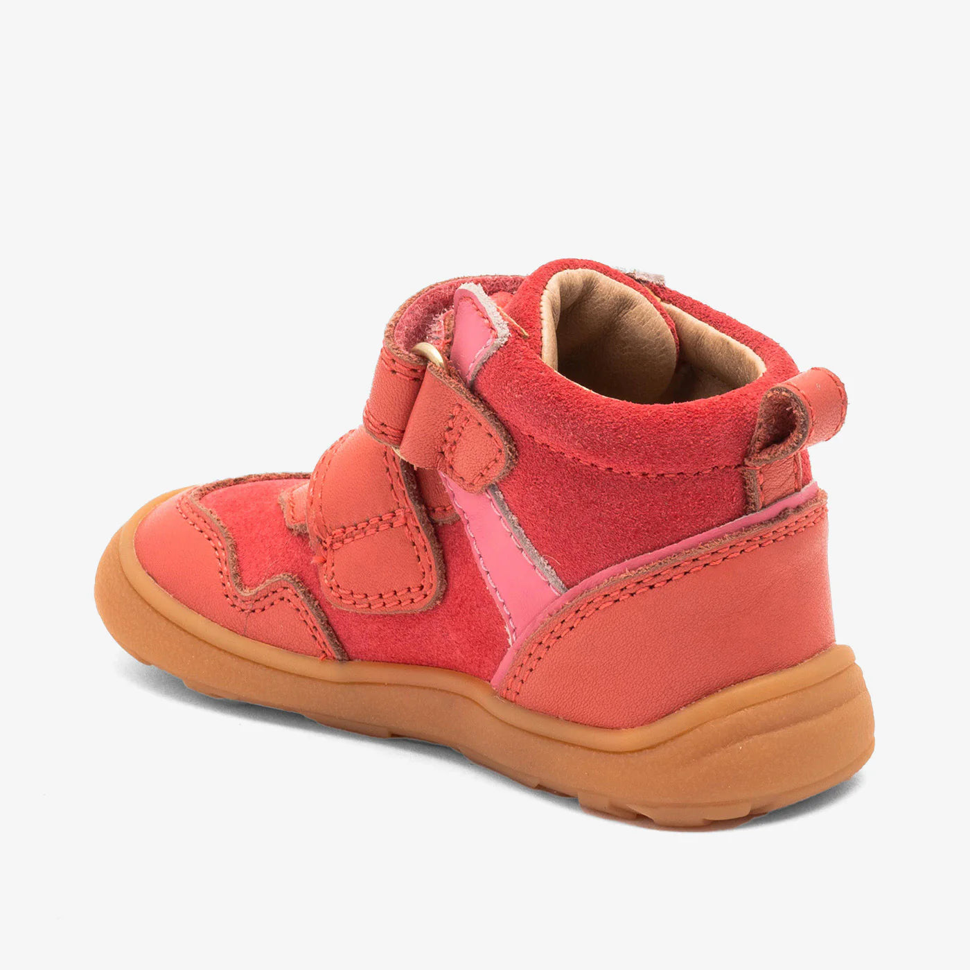 Barefoot Becky Sneakers, Pink fra Bisgaard

'Becky' er en barfodssko skabt med tanke på små, aktive fødder. Den er lavet i blødt kvalitetslæder og har en let og fleksibel konstruktion, der følger fodens naturlige bevægelser