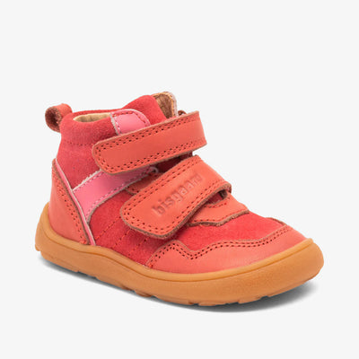 Barefoot Becky Sneakers, Pink fra Bisgaard

'Becky' er en barfodssko skabt med tanke på små, aktive fødder. Den er lavet i blødt kvalitetslæder og har en let og fleksibel konstruktion, der følger fodens naturlige bevægelser