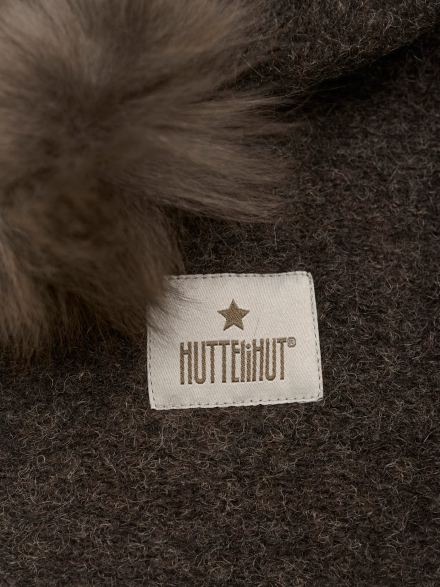 Hue Med pompom'er, Balaclava Brown Melange, Huttelihut