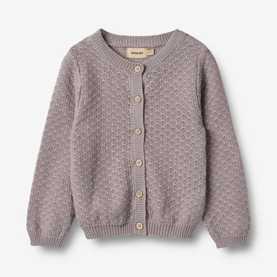 Strikket Cardigan, Magnella, Dusty Purple fra Wheat

Langærmet strikcardigan i blødt økologisk bomuld til børn.