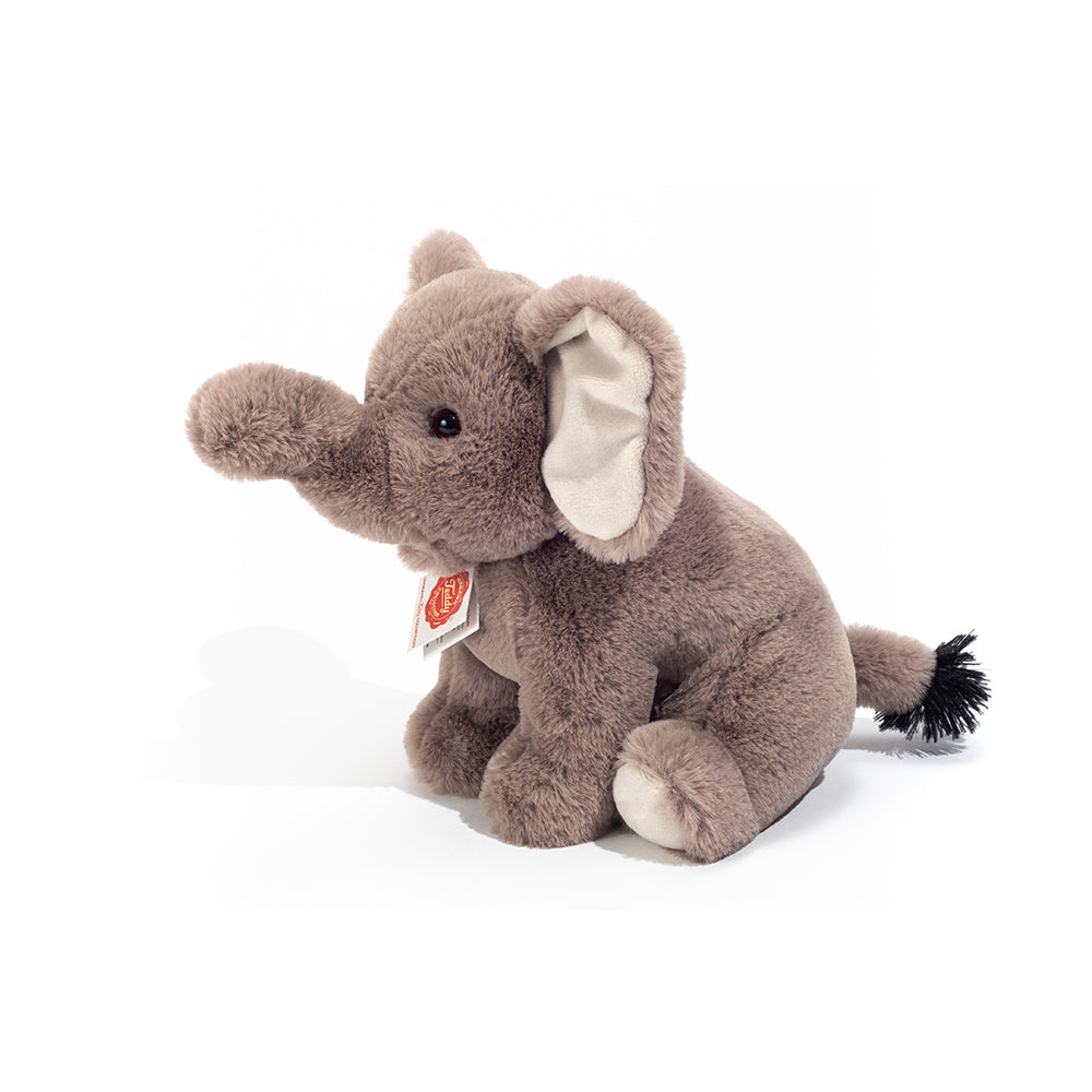 Siddende Elefant, 25 cm fra Teddy Hermann

Virkelig sød lille elefantbamse med skønne store bløde øre.
