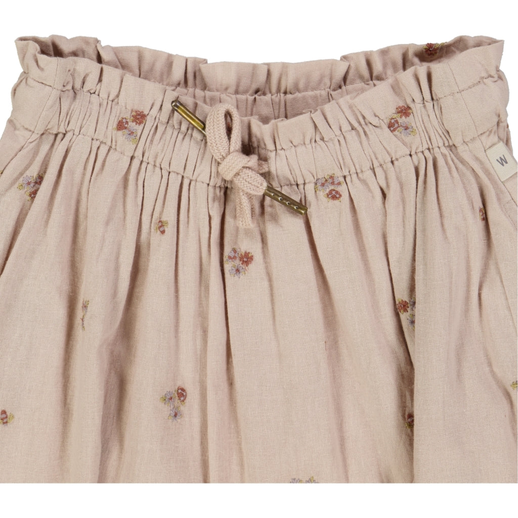 Nora nederdel, embroidery flowers, detalje